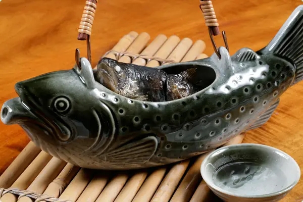 Kotsuzake, grilled fish bone sake